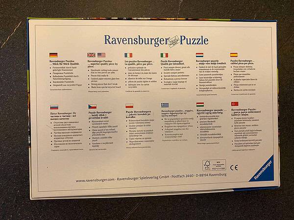 Construction Crowd Puzzle from Ravensburger - Image 2