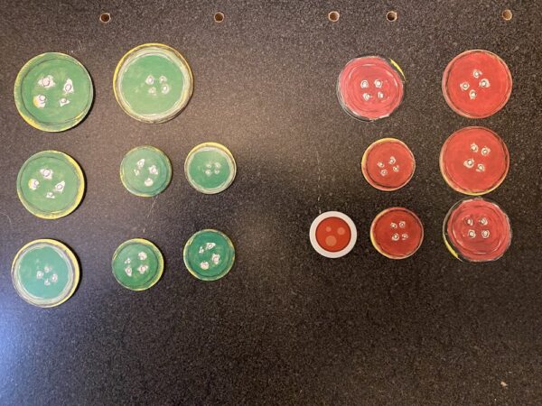 Pete the Cat - Groovy Buttons Game - Image 9